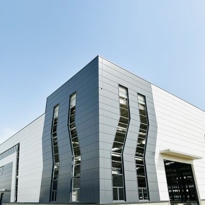 Industrial Steel Prefab Buildings Office Wind Resistant Eco Friendly OEM