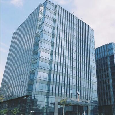 Aardbevingsbestendige commerciële meerlaagse stalen constructie prefab gebouw